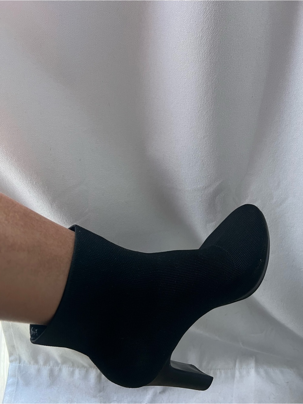 Calvin Klein ankle Boots - Picture 6 of 8